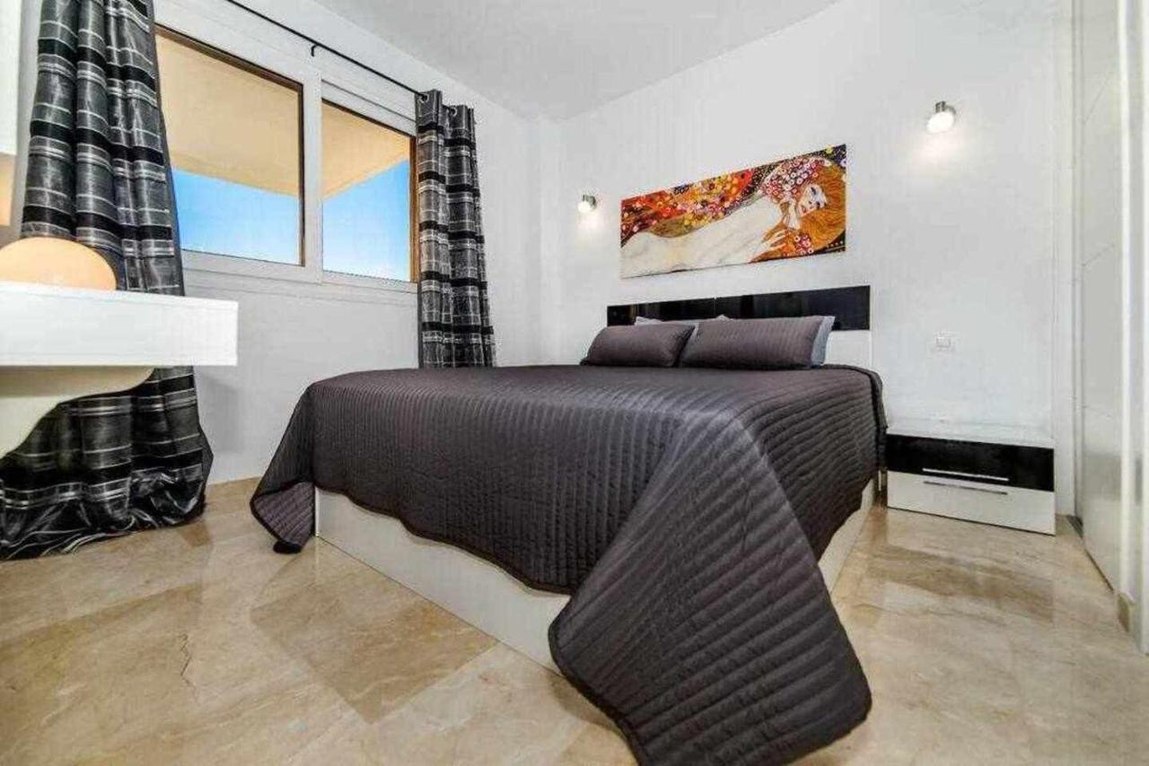 Espanhouse Elvis Apartment Torrevieja Dış mekan fotoğraf